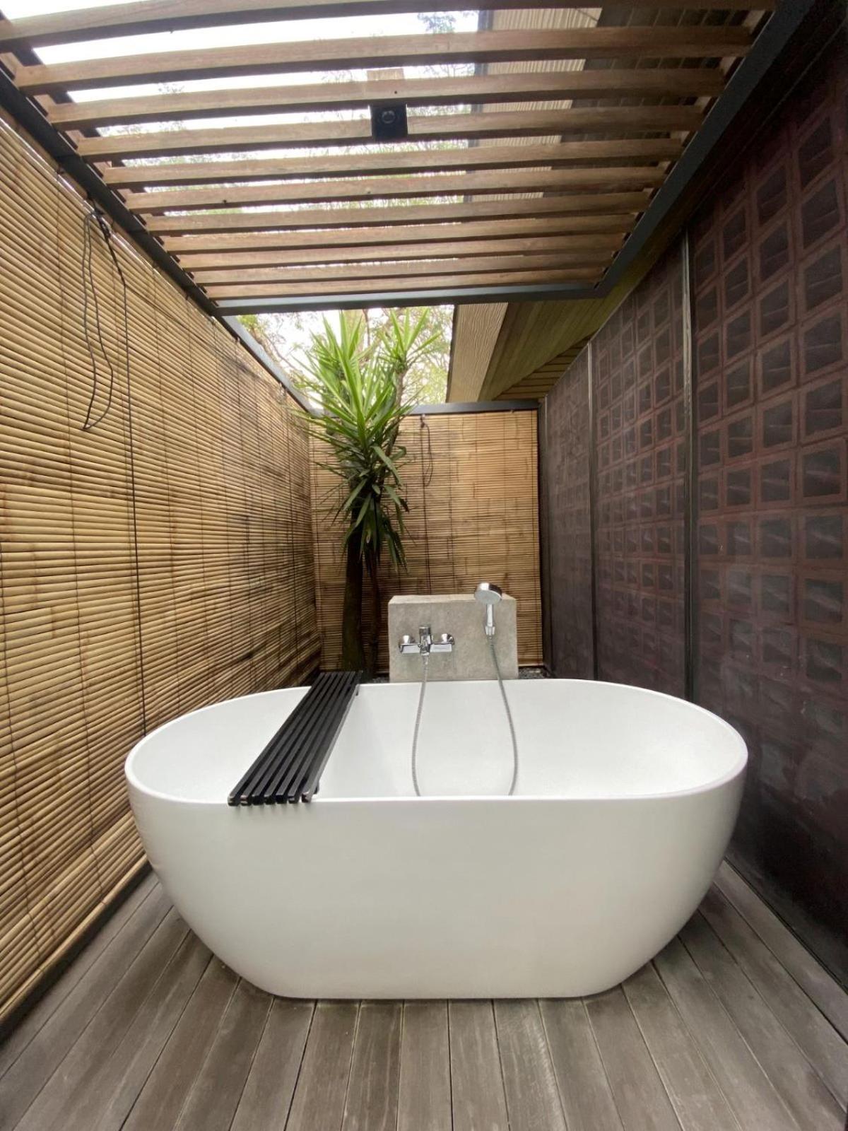 Djoglo Luxury Bungalow Wendit Esterno foto